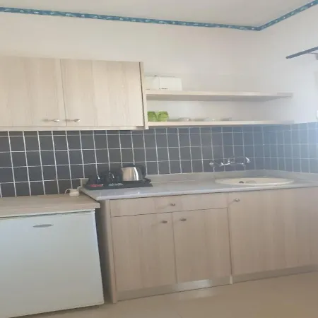 アパート Beautiful And Spacious Near Cretan Sea ヘルソニソス