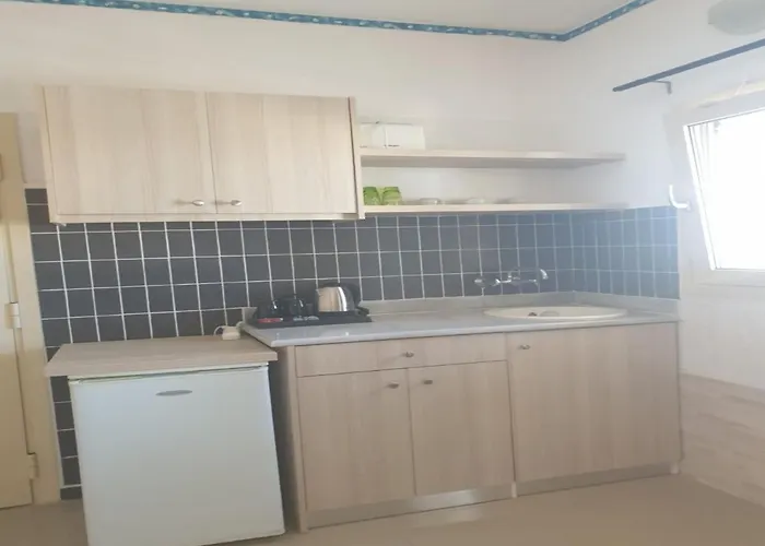 Апартаменты Beautiful And Spacious Near Cretan Sea Херсониссос