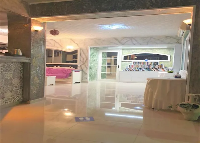 Апартаменты Beautiful And Spacious Near Cretan Sea *