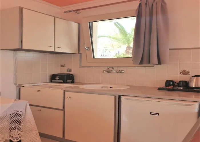 Beautiful And Spacious Near Cretan Sea