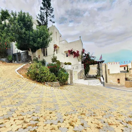 In - Beautiful And Spacious Near Cretan Sea Guest house