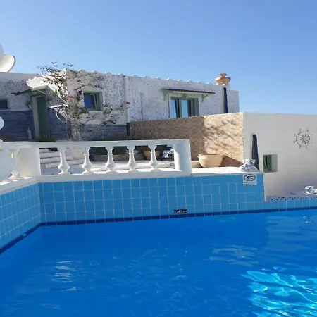 In - Beautiful And Spacious Near Cretan Sea